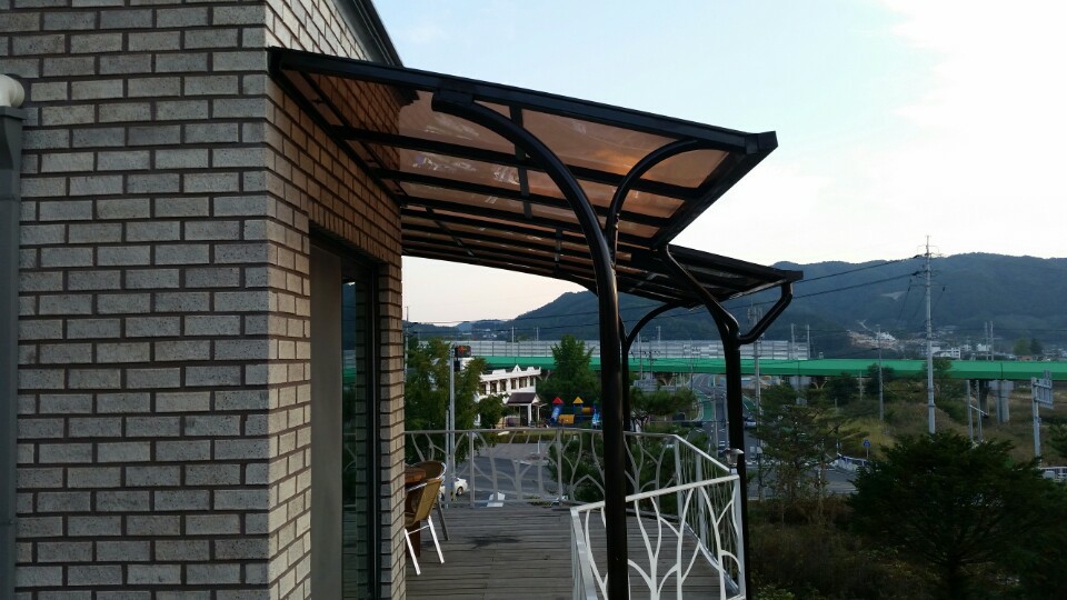 3695750735_MKVa5wEC_137ac8a6adebb01e18e381161959340e7d0ce89b.jpg 이미지크게보기